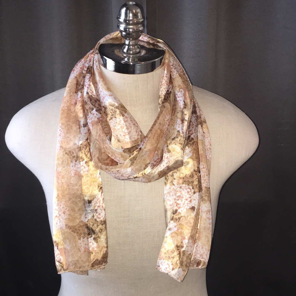 EUC*Ladies dressy scarf